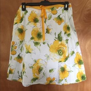 New Pretty Yellow Flower Flare Skirt Sz 14